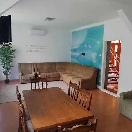Maci Vendégház Bekescsaba Exterior foto